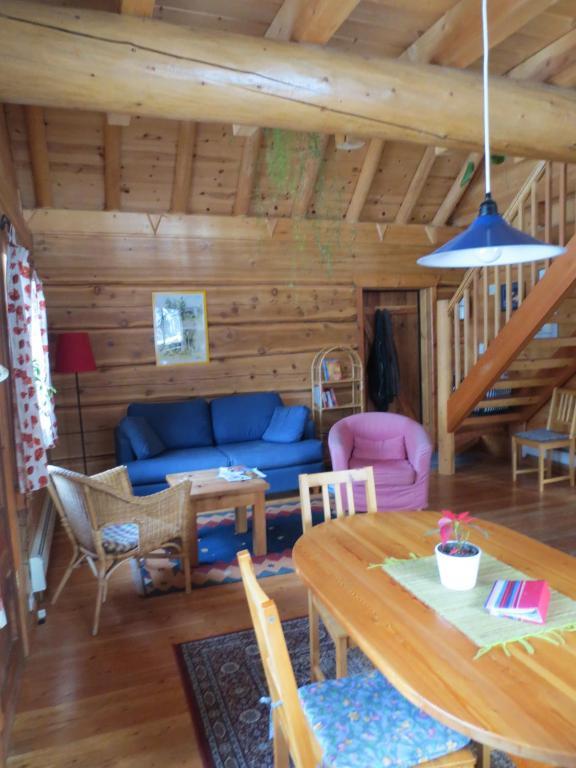 Blaeberry Mountain Lodge Golden Номер фото