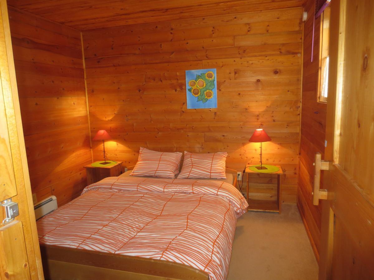 Blaeberry Mountain Lodge Golden Экстерьер фото